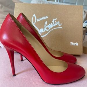 BRAND NEW Christian Louboutin Pumps          SZ 38 (8)